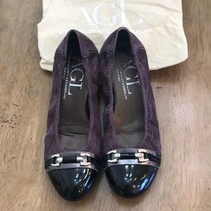 Agl Cap Toe Ballerina Flats Size 38.5 Purple Metallic Black Patent Silver Buckle